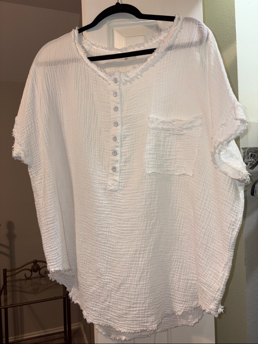 LA MIEL White Gauze Button Front Tunic